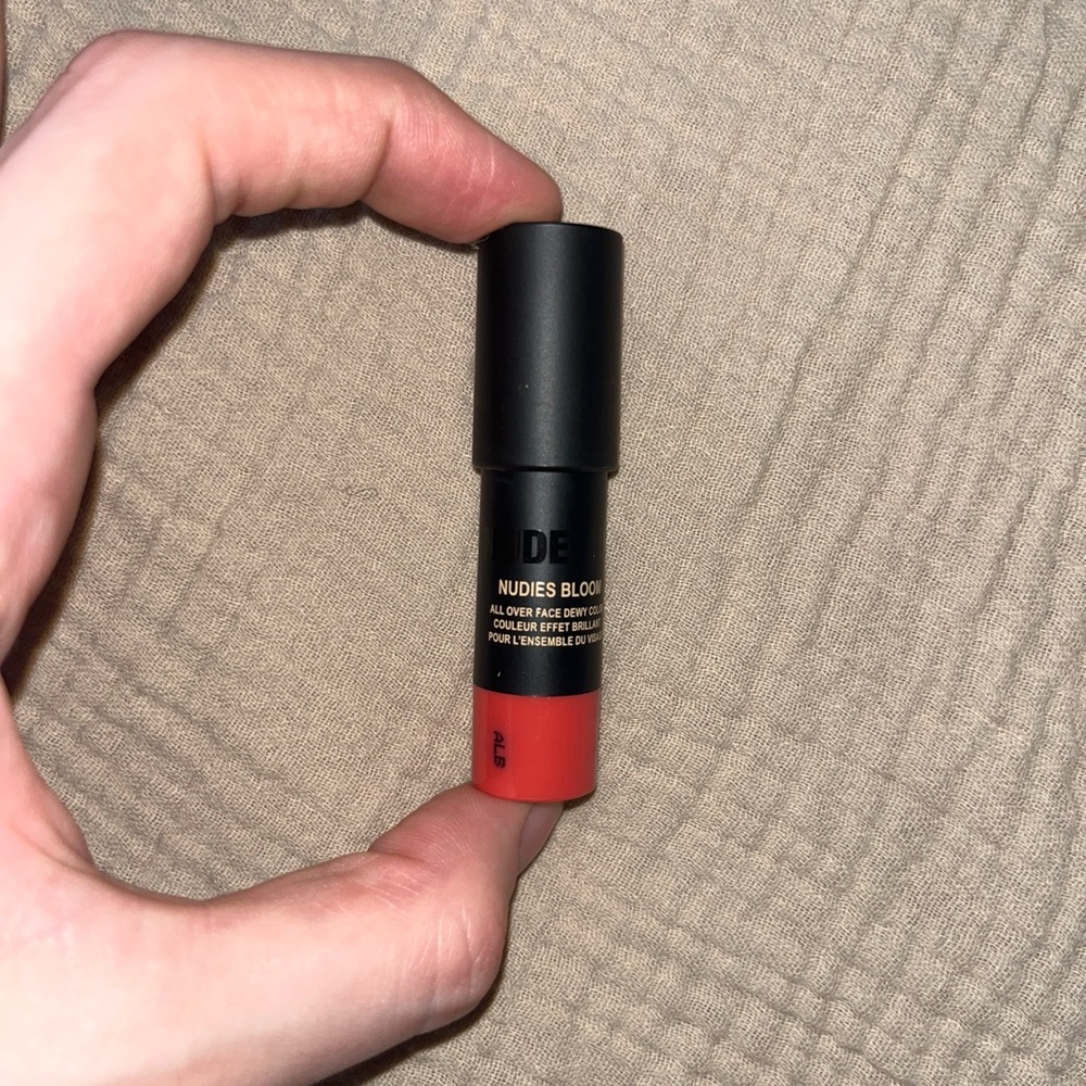 makeup bundle - Picture 7 of 8